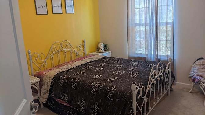 Alcove Rooms's room