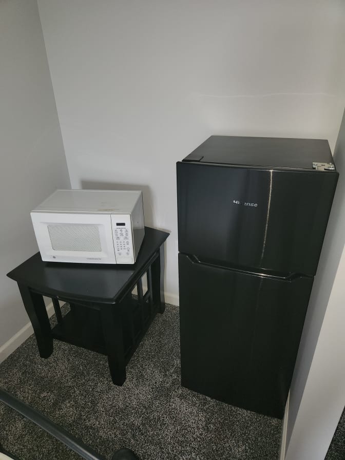 B.'s room