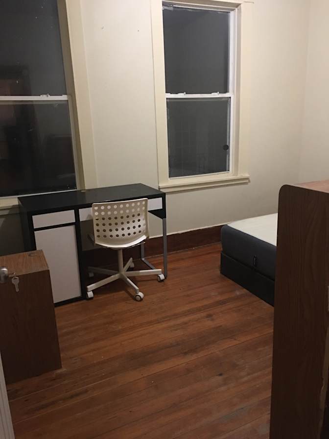 Hai's room