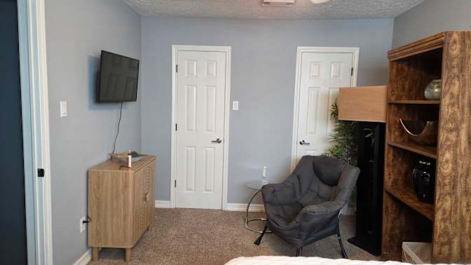 Denise's room