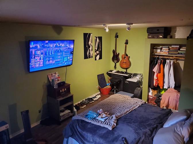 Joey's room