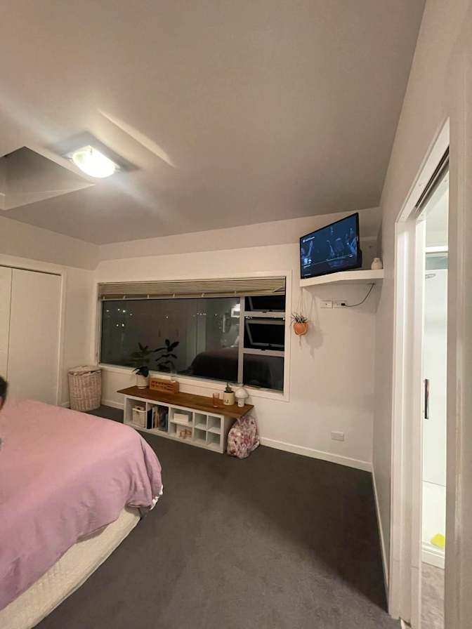 Sam's room