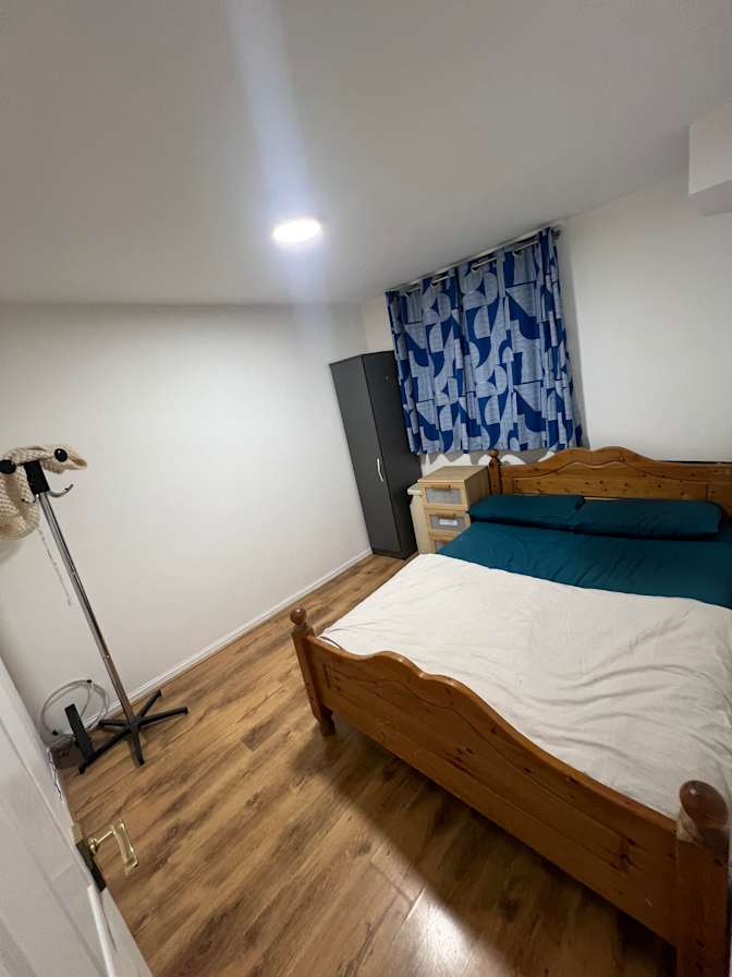 Shanan's room
