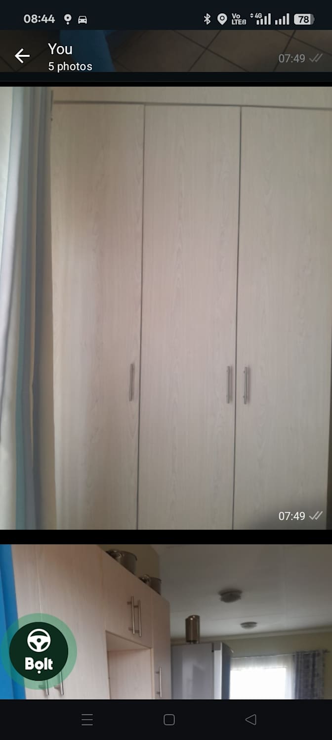 Phumz's room