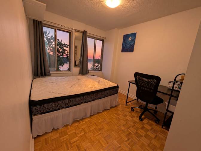 April-Anna Bremers's room