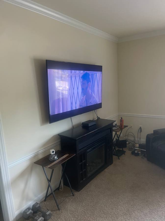 Ethan Dixon's room