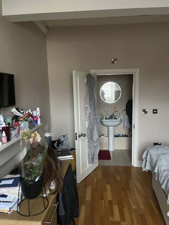 Ruben Rotherham's room