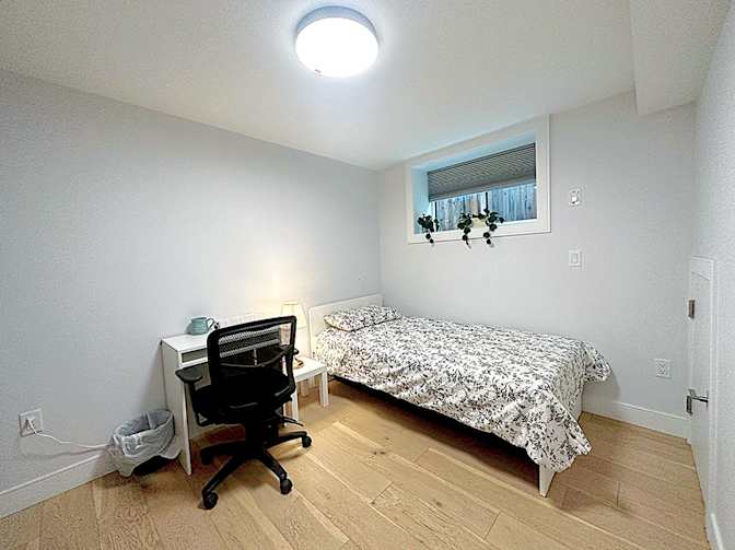 Shahram's room