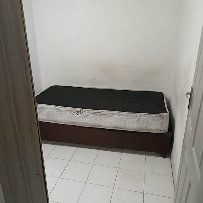 Bina's room