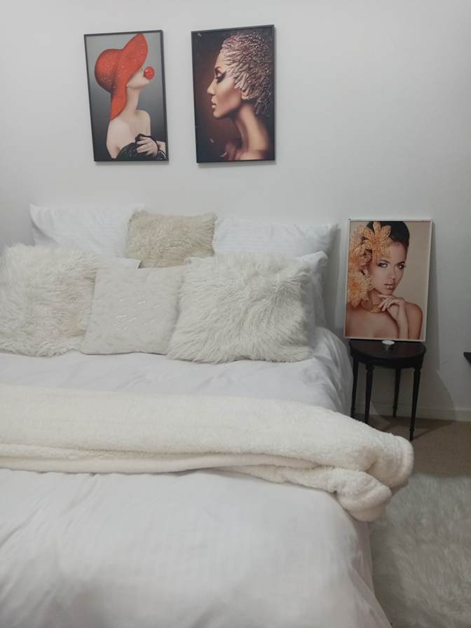 Ros's room