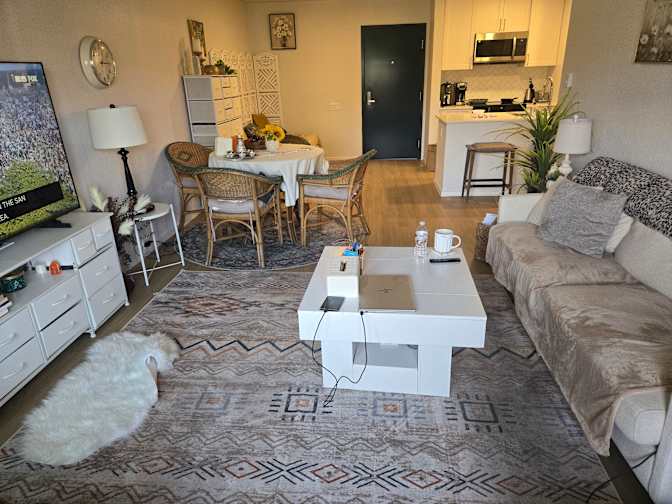 JODI's room