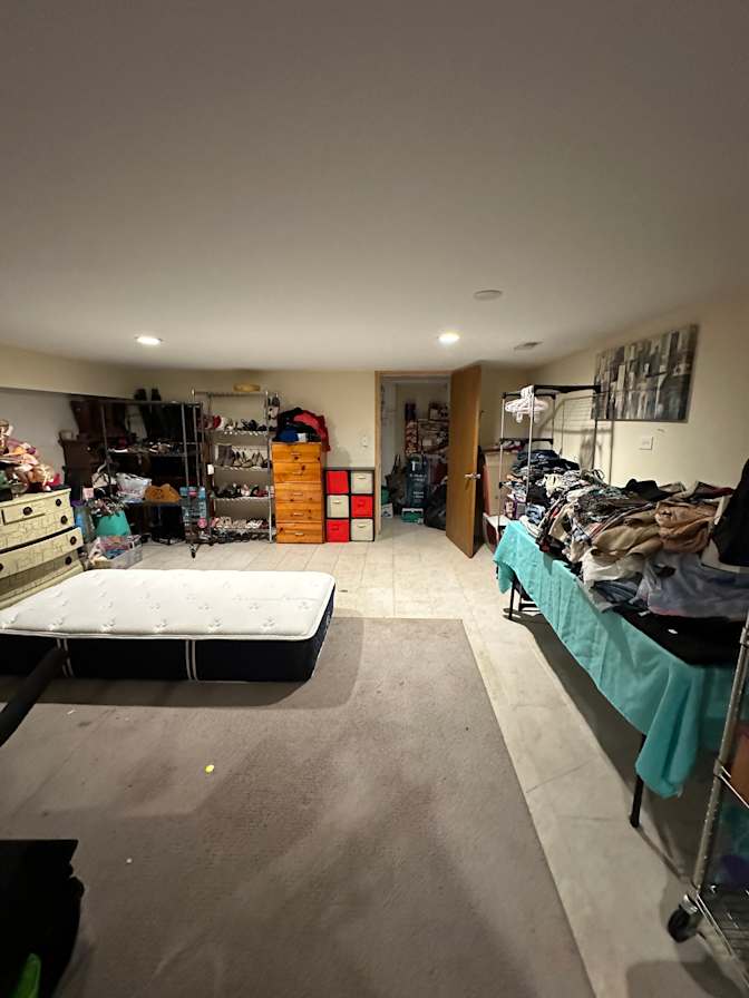 Luis Esteban Sanchez Bendezu's room