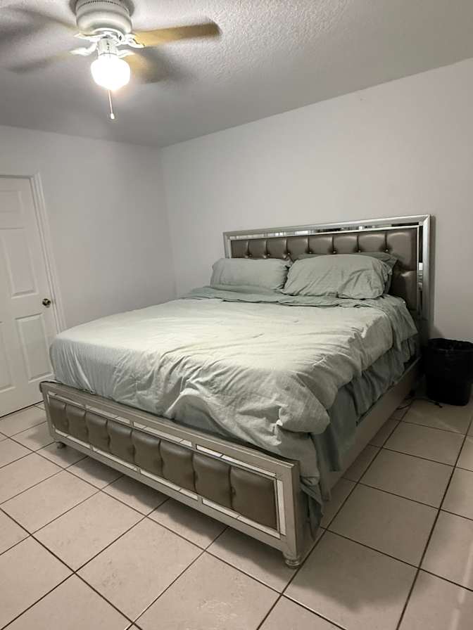 Darlee's room