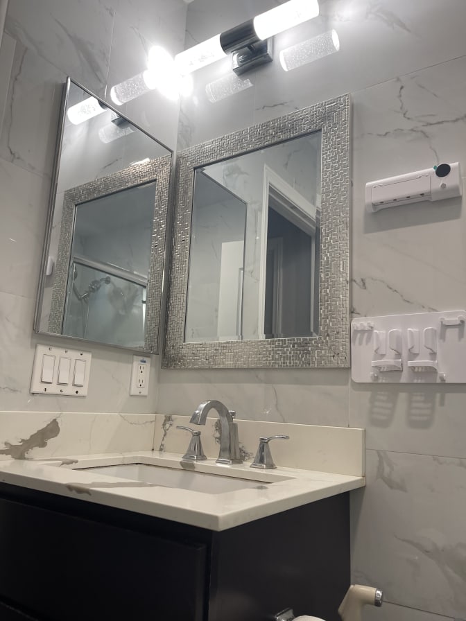 Sandy's room