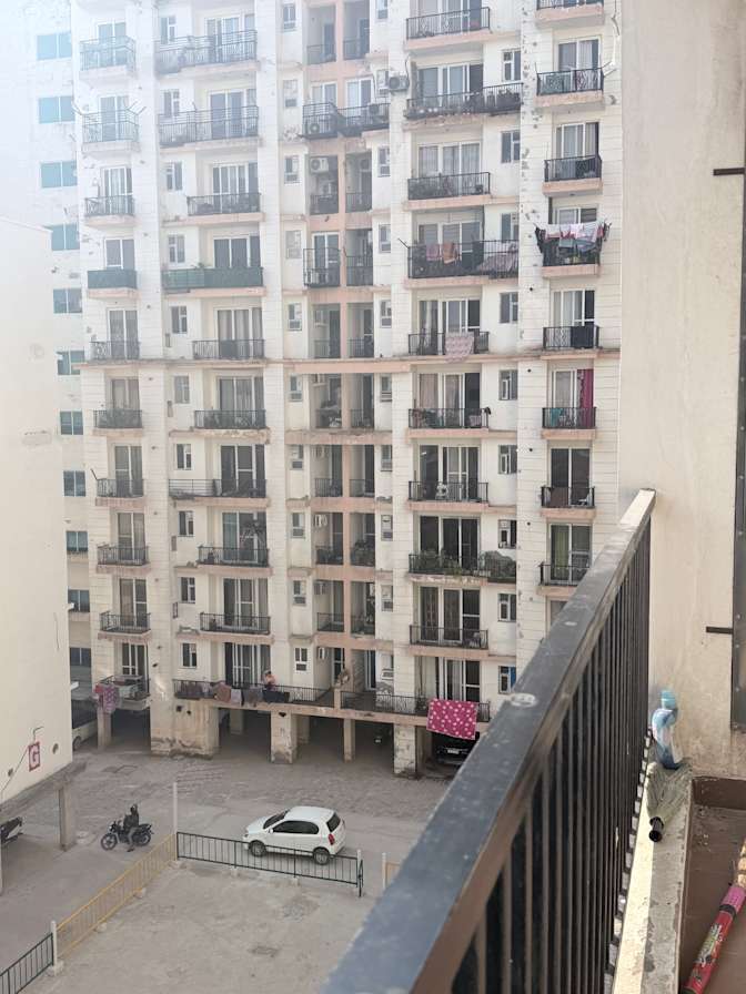 sana's room