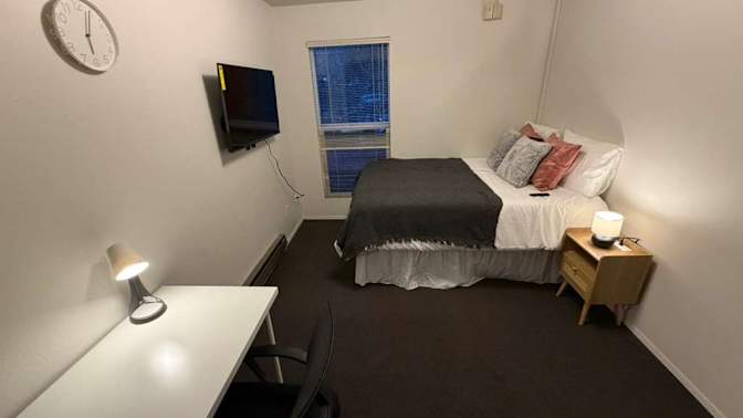 Mary Sky's room