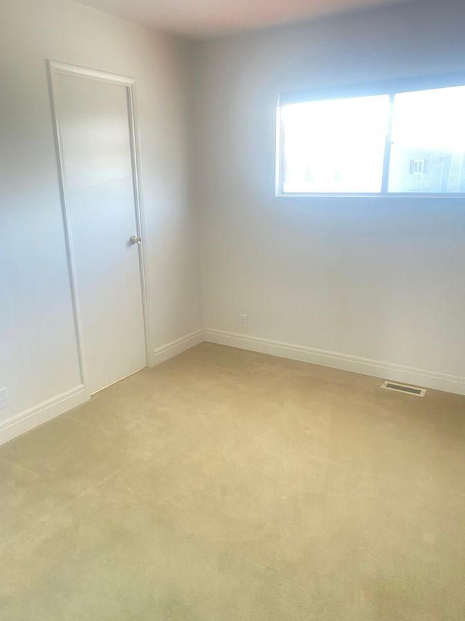 Lisa Della's room