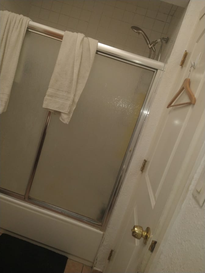 Mayra's room