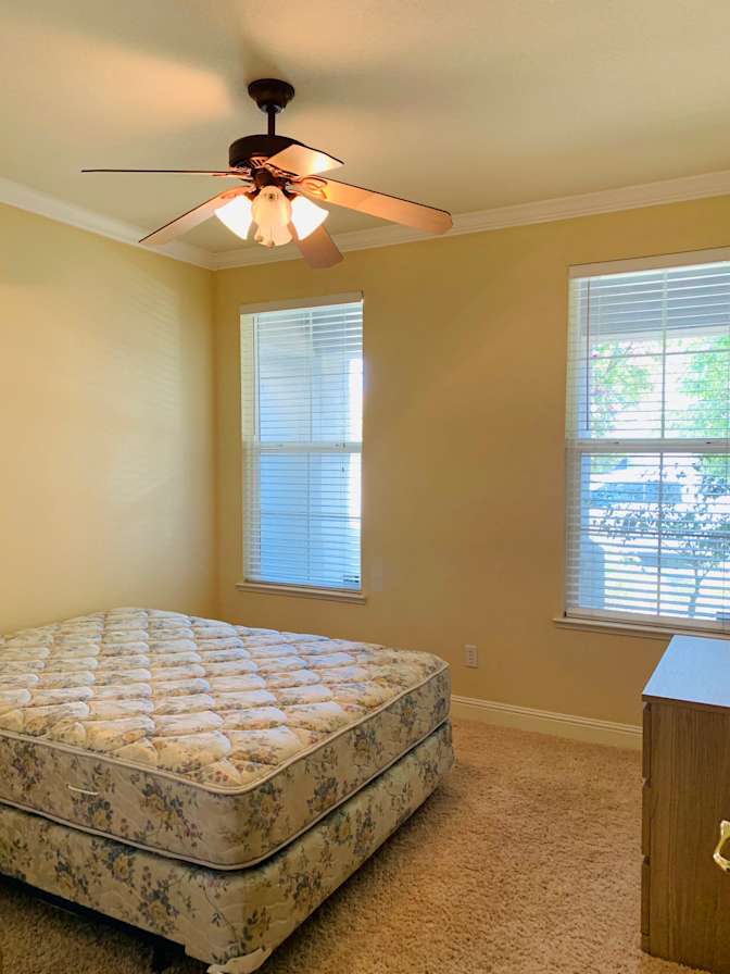 Louis's room