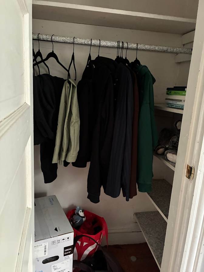 Naomi's room