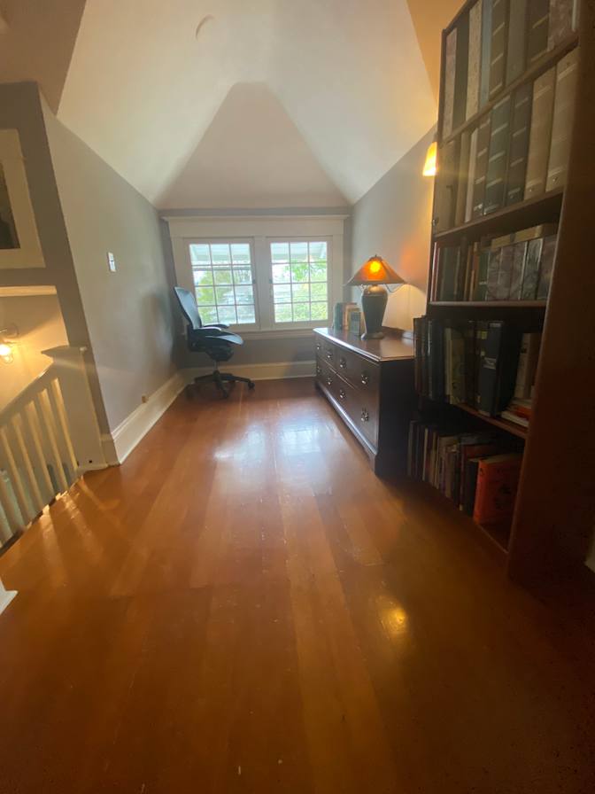 Glen's room