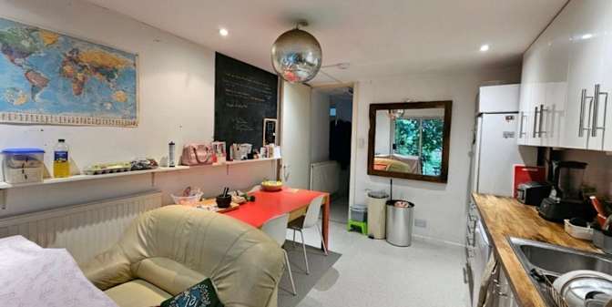 Mirae's room