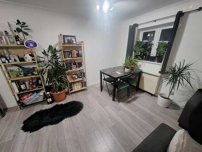 Shaan Randhawa's room