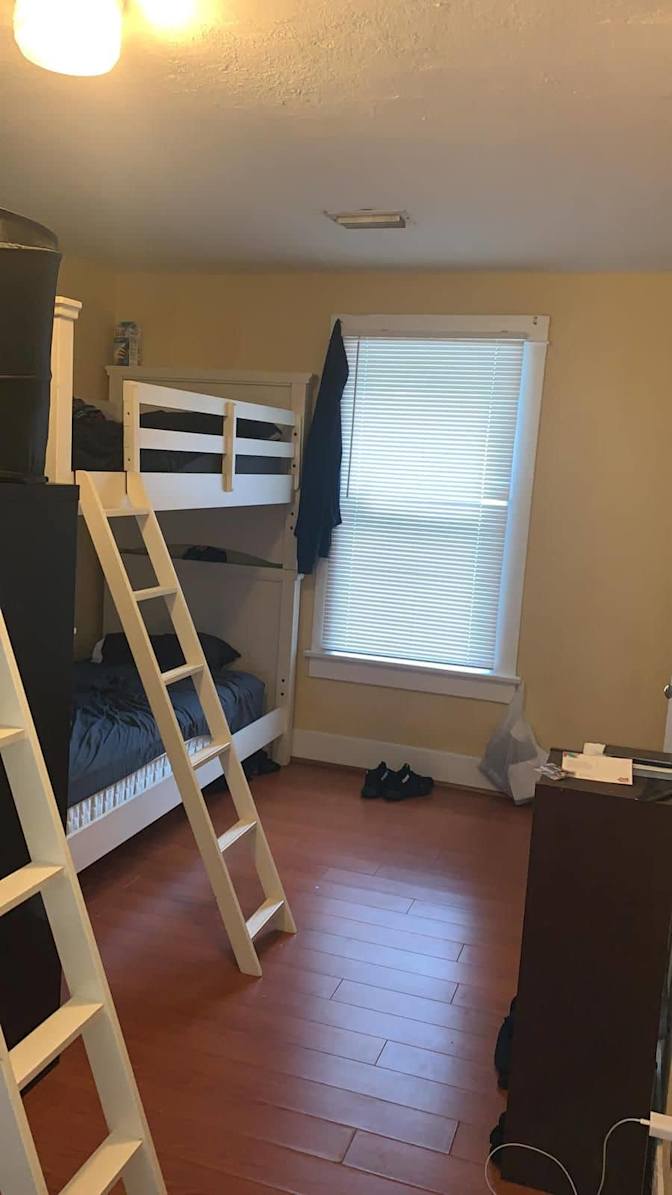Jorge Romero's room