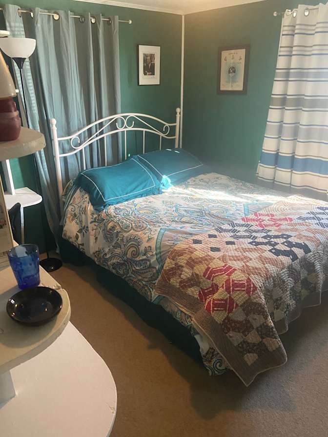 Dennis's room