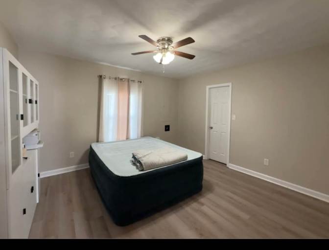 Brahian Guerrero Mercedes's room