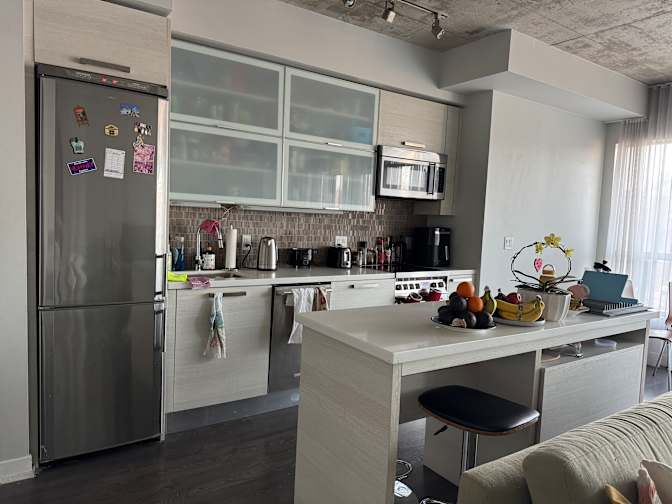 Parnian Akhtari's room