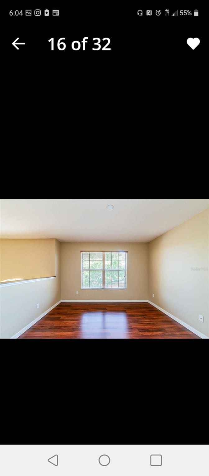 MaxiGrams's room