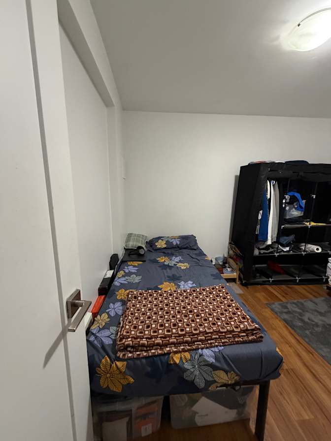 Dhruvil Bhimani's room