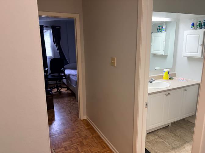 tom's room