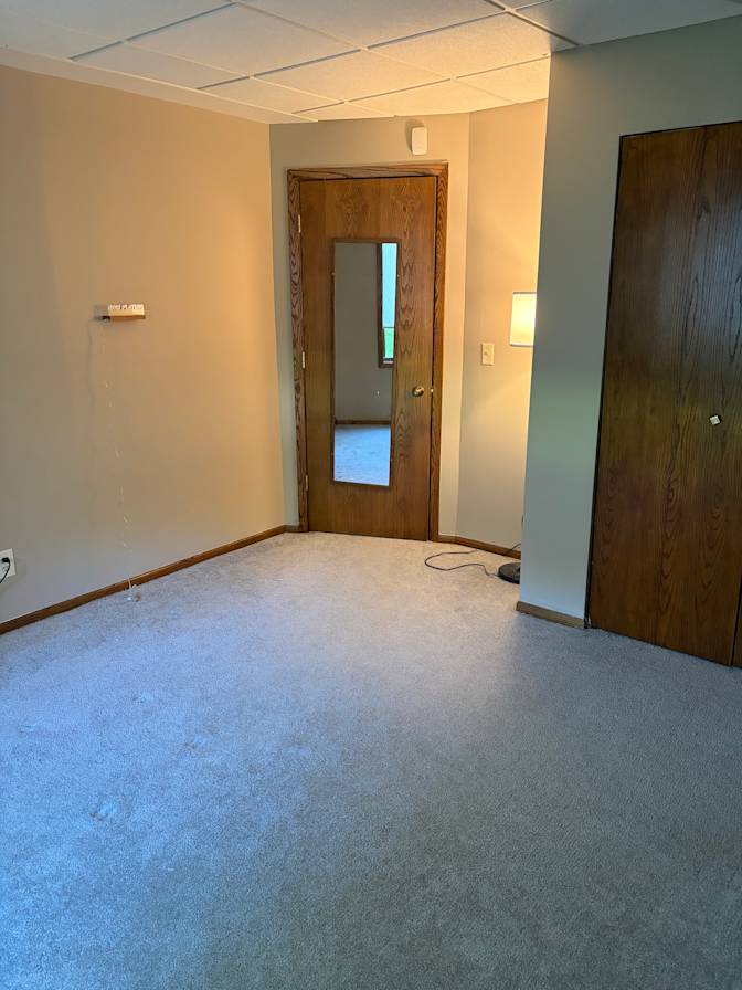 Andrea's room