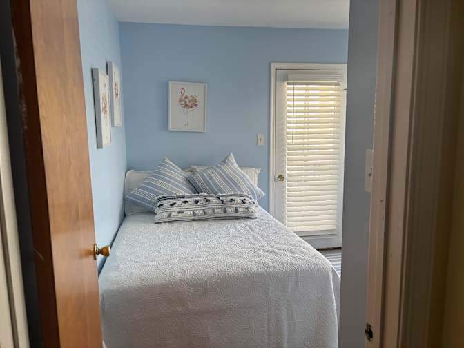 Carolyn's room