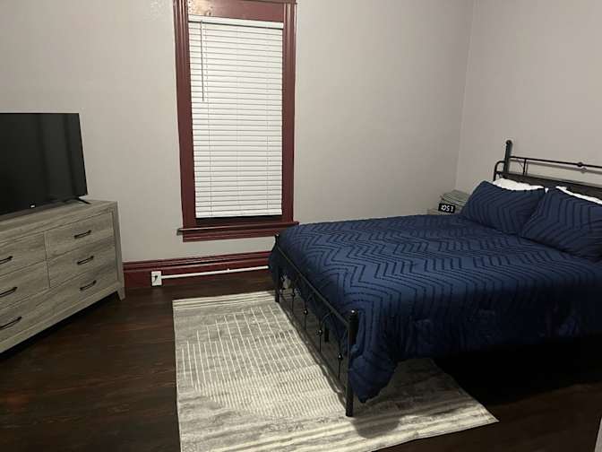 Corporate Heir's room