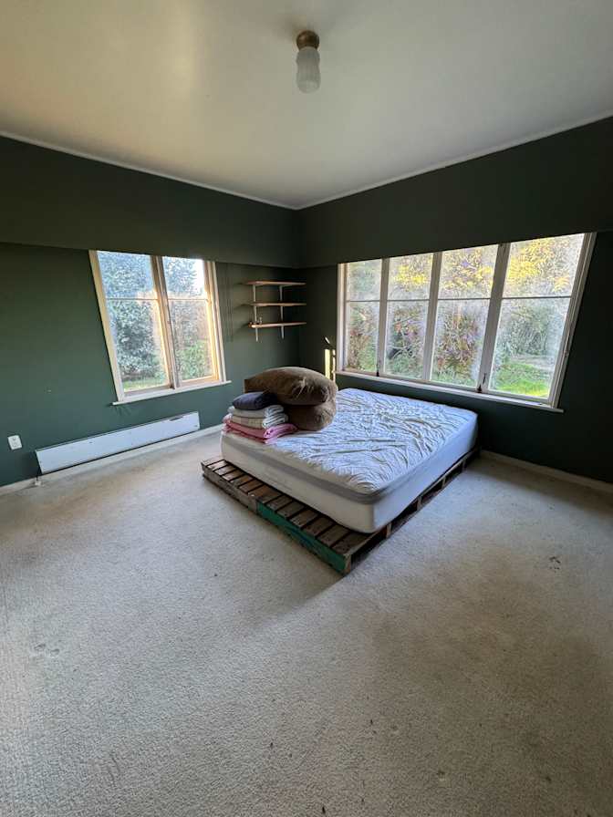 Stephanie's room