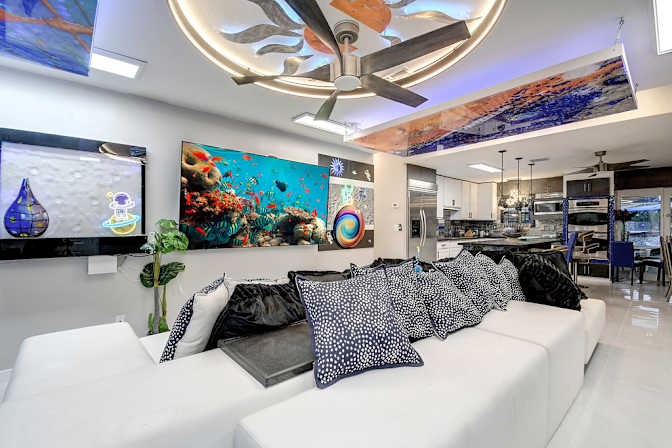 Dennis Lev's room