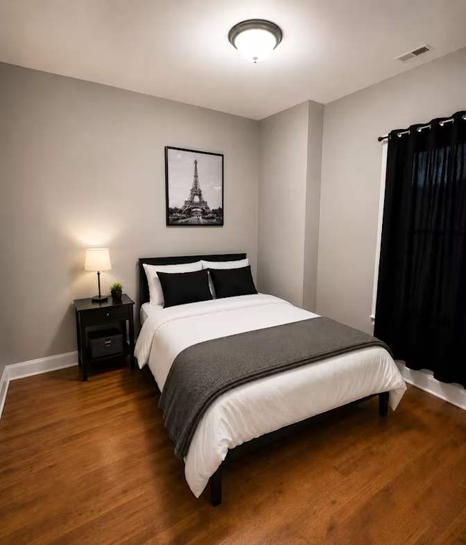 Sam's Company Holdings's room