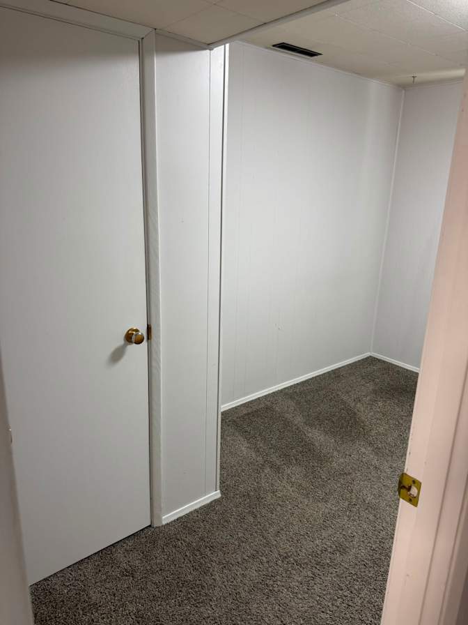 Ian Ference's room