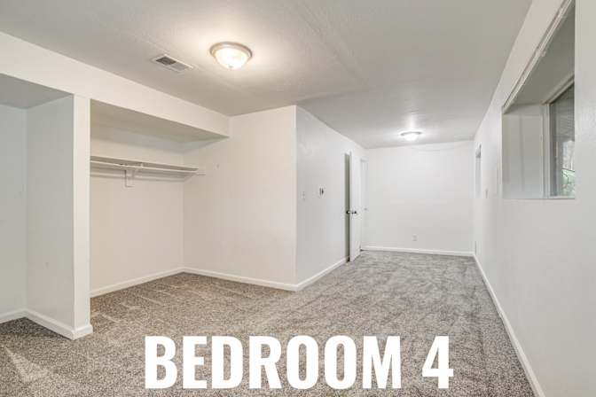 HomeCrew's room