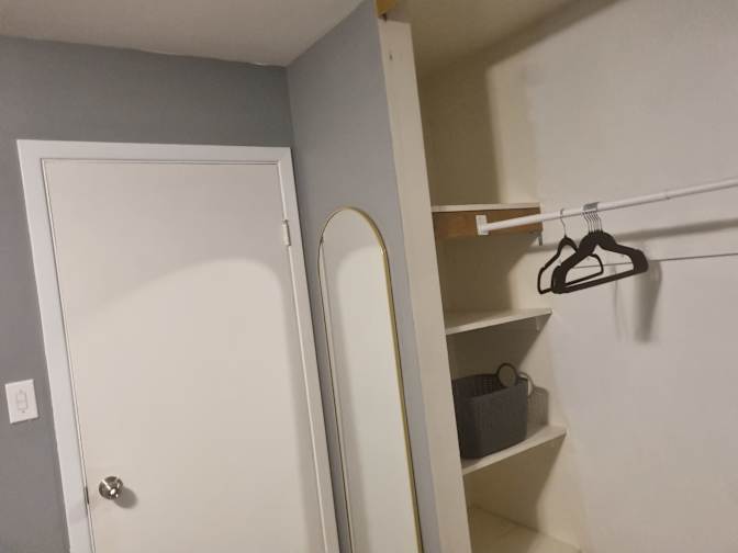 Santos's room