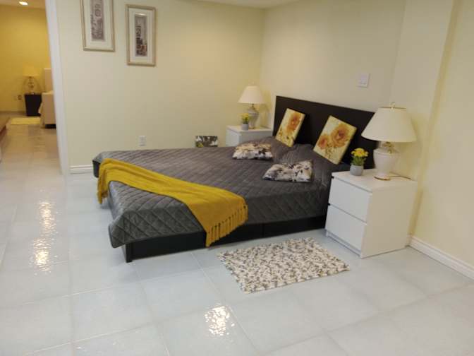 Rare-Oakville-Opportunity's room