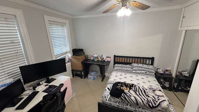 Grp two six ListMgr's room