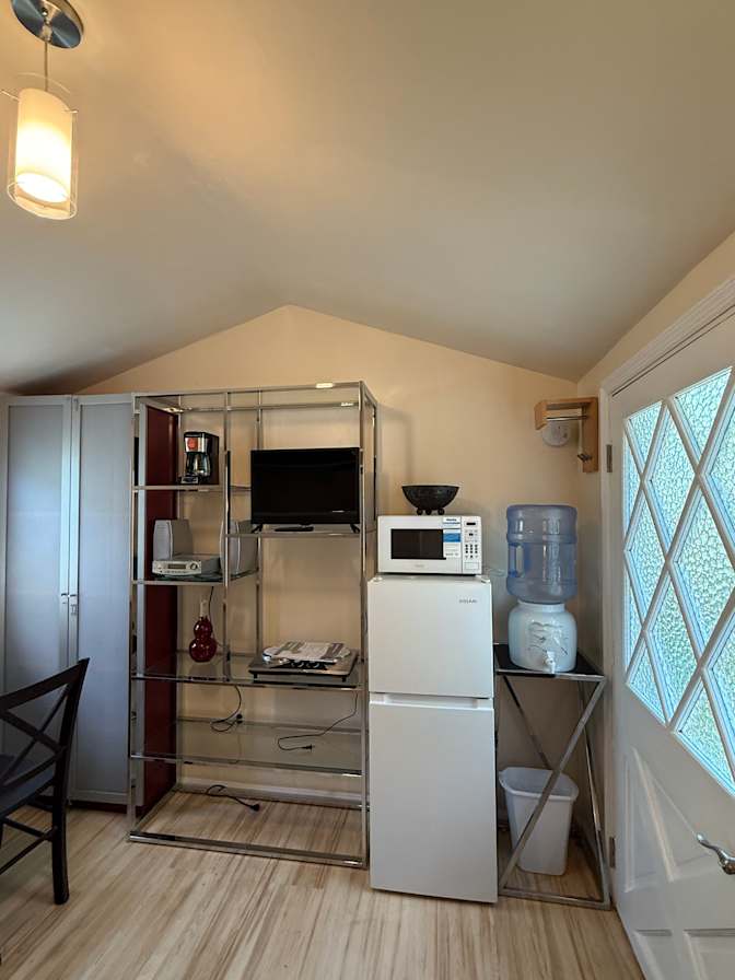 Enrique Lopez's room