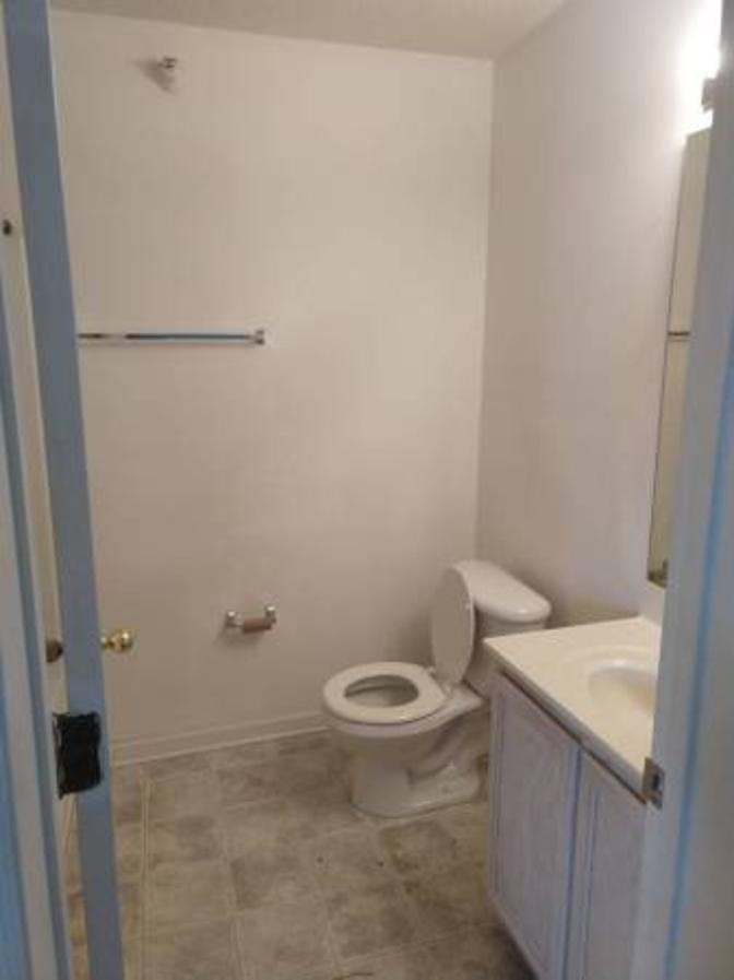 Alcove Rooms's room
