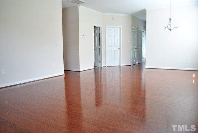 Alcove Rooms's room