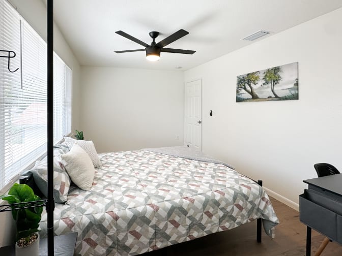 PadSplit's room