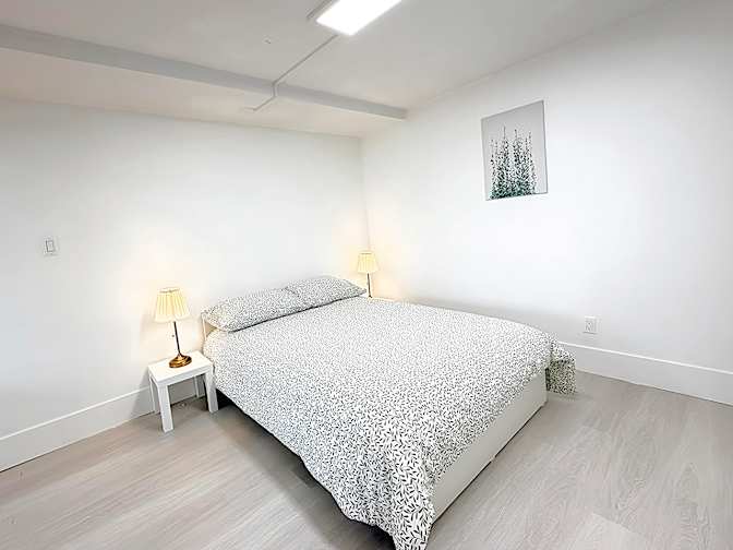 Hamid Reza's room